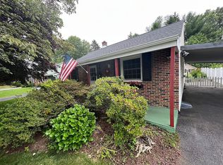 208 Elizabeth Dr, Lancaster, PA