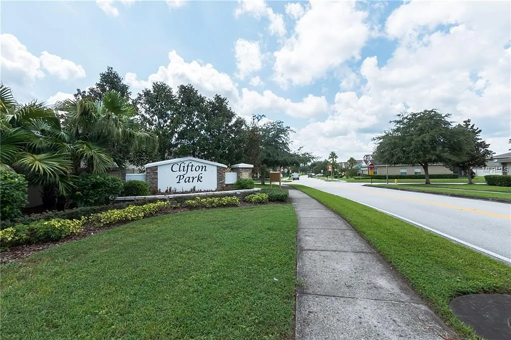 3 bed, 1844 sqft, $2,650 — Photo 1