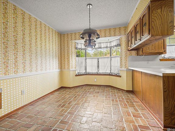 4th image of 7625 Conestoga Dr