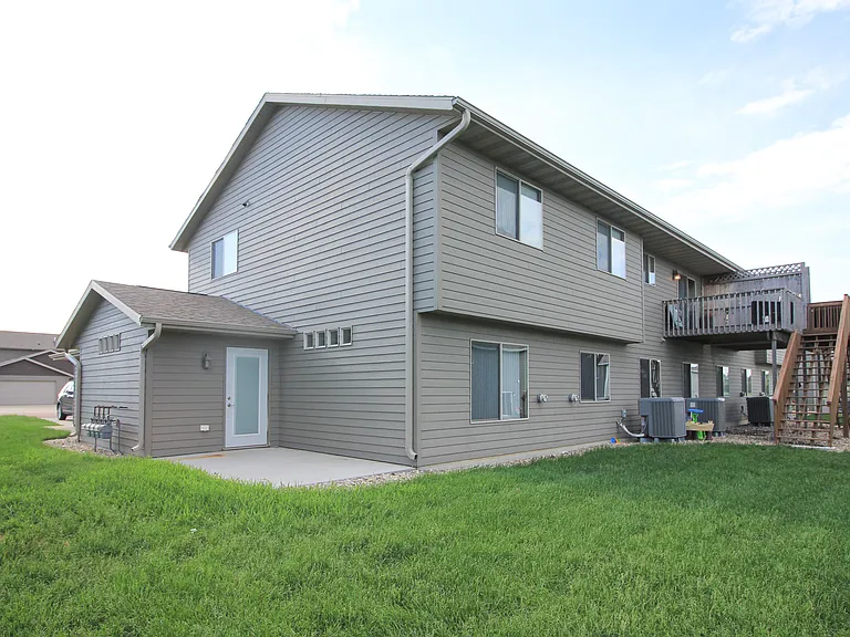 281 Vernon Dr #4 — Photo 27
