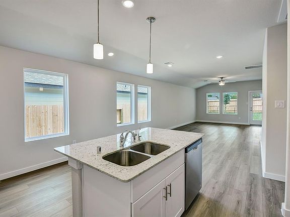 4th image of 1733 Succotash Oak Ct
