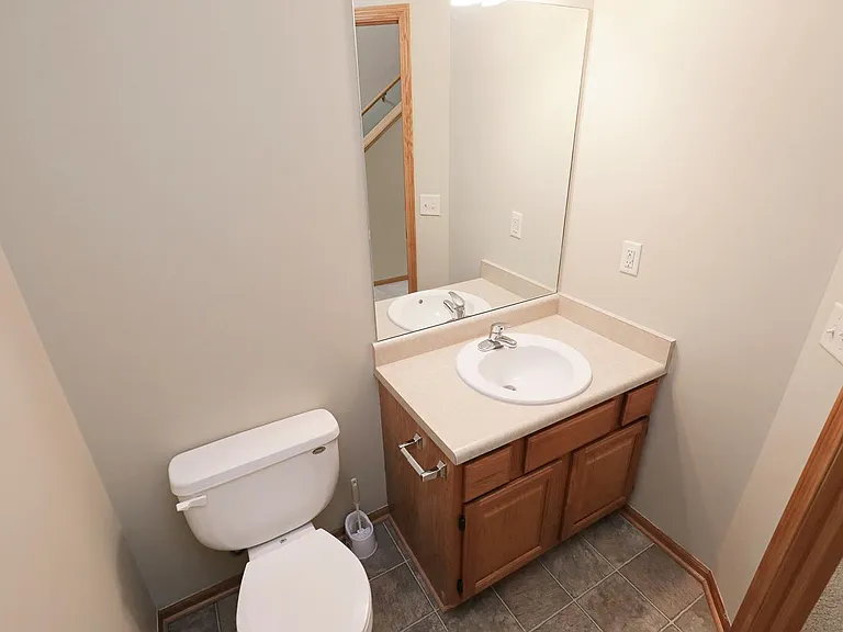 6907 Naples Dr — Photo 14