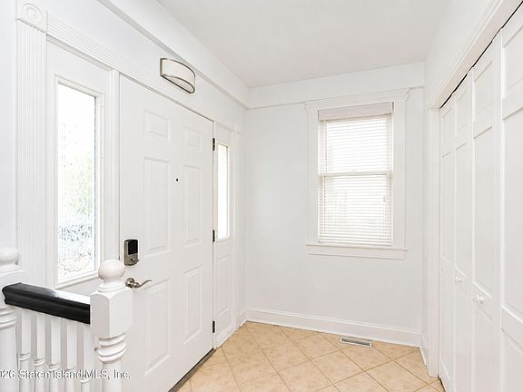 3rd image of 29 Home Pl
