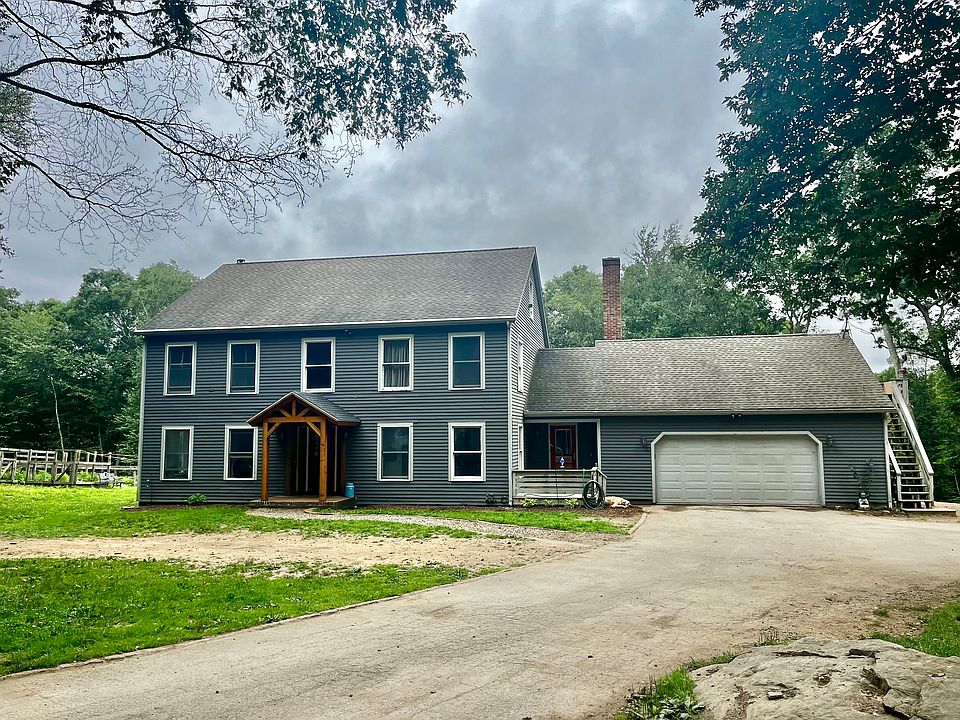 2nd image of 41 Branch Hill Rd