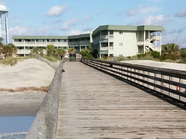 1300 Ocean Blvd #201, Isle Of Palms, SC 29451