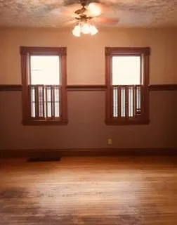 Receiving area / dining room