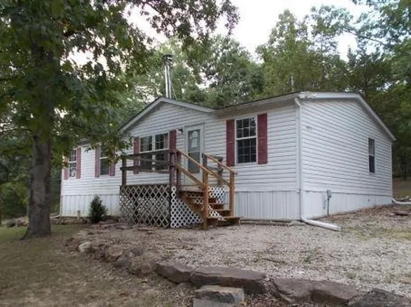 1031 Oak Dr, New Haven, MO 63068