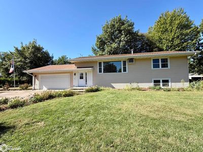427 S 5th St, Wapello, IA, 52653