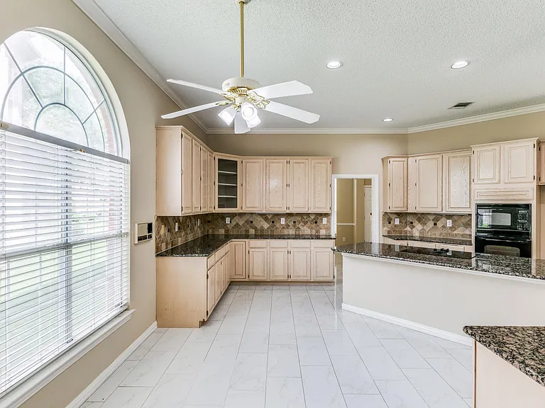 7309 Cody Ct — Photo 12