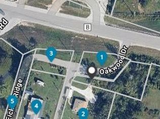 7016 Oakwood Dr, Cedar Hill, MO 63016