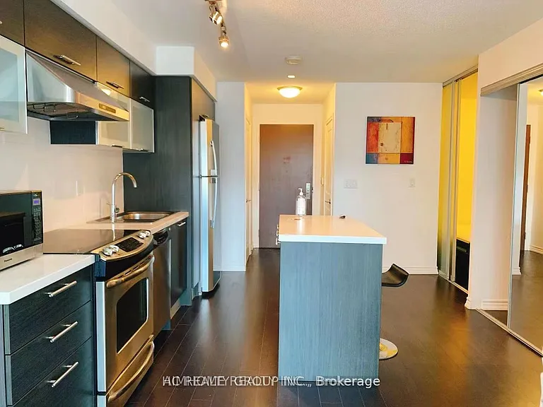 386 Yonge St #1221 — Photo 14