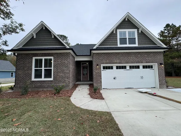 95 N Beatrice Drive, Rocky Point, NC 28457