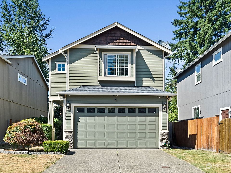 1st image of 7607 181st St E