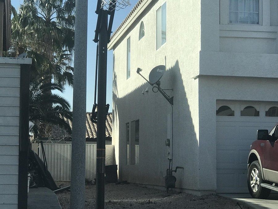 2nd image of 215 Hollyfern St