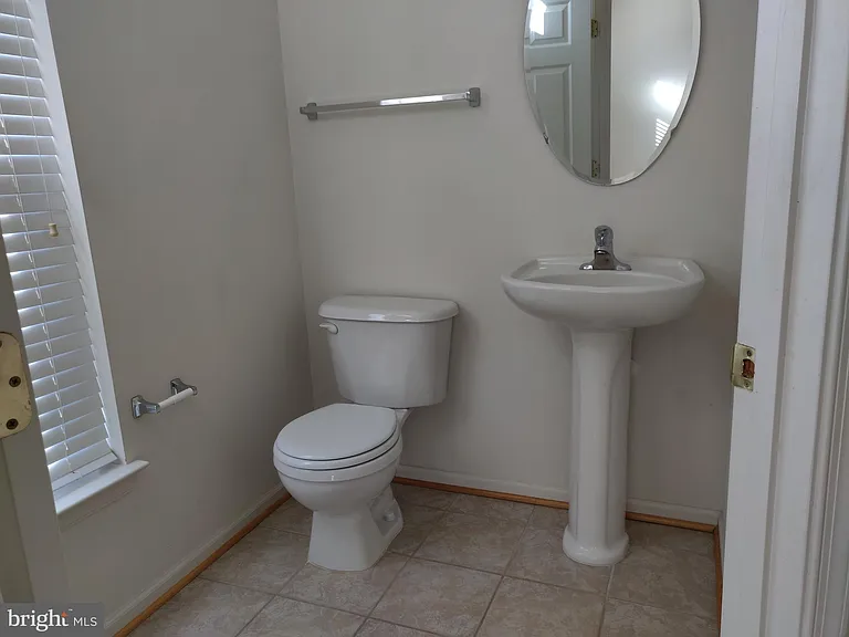 4638 Odessa Dr — Photo 26