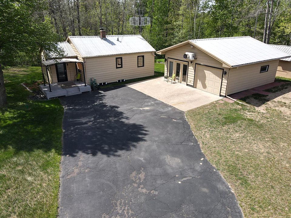 1st image of 16466 Simpson Blvd