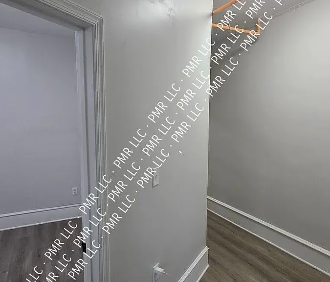 5028 N 12th St #1 — Photo 6