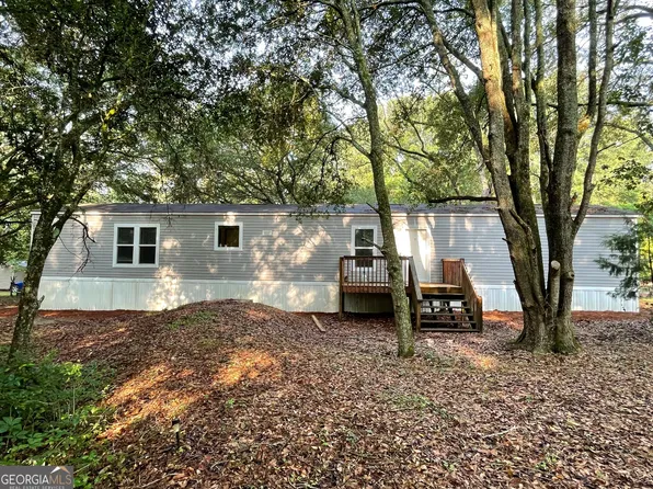 30 Golden Ln, Collins, GA 30421