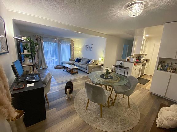 4th image of 237 Boardwalk Ave APT A