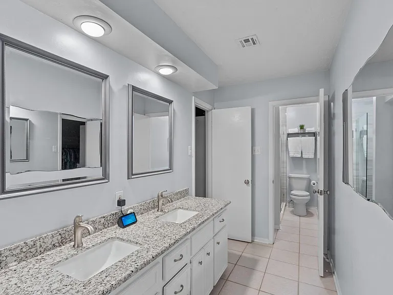 659 Davis Rd — Photo 23