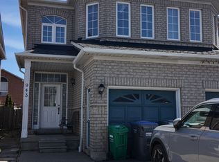 943 Ledbury Cres, Mississauga, ON L5V 2R3
