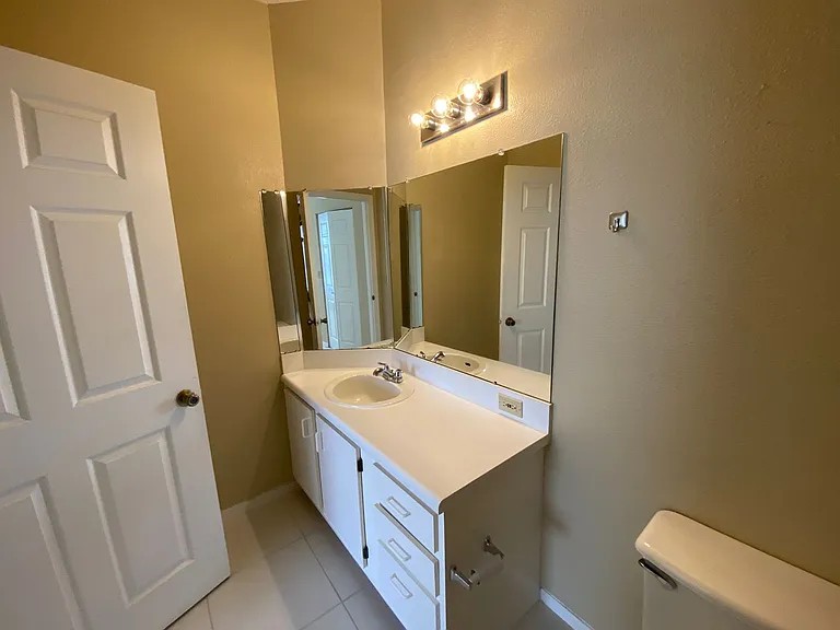 11490 Villa Grand #209 — Photo 55
