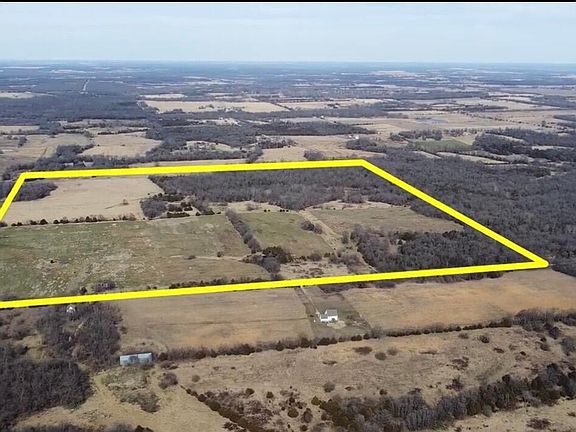 2nd image of 2805 E 2200 Road