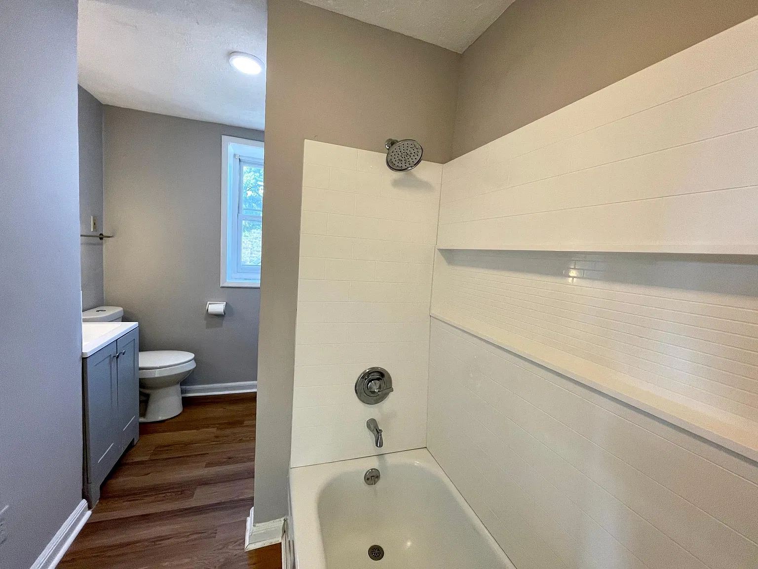 1436 Hepburn Ave — Photo 4