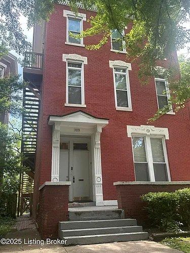 1215 S 1st St #3 Photo 1