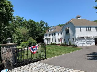 22 Mohawk Way, Cohasset, MA 02025