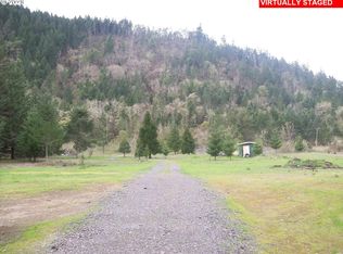 645 Shivley Creek Rd, Days Creek, OR 97429