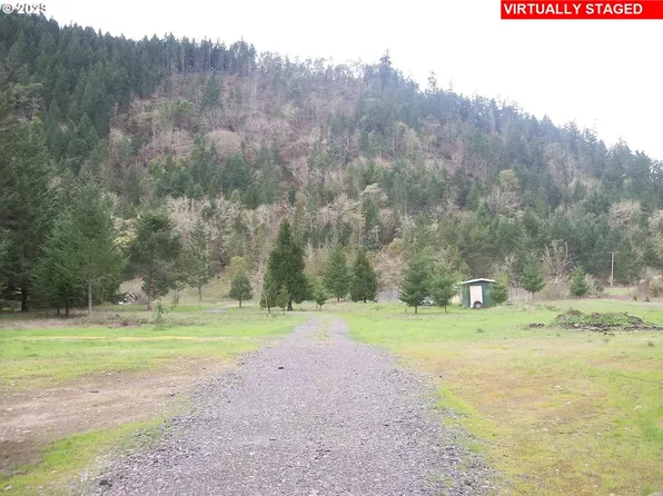 645 Shivley Creek Rd, Days Creek, OR 97429