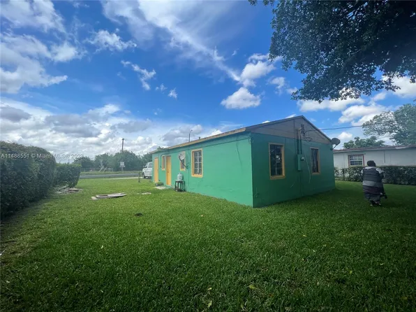 2560 NW 155th St, Miami Gardens, FL 33054
