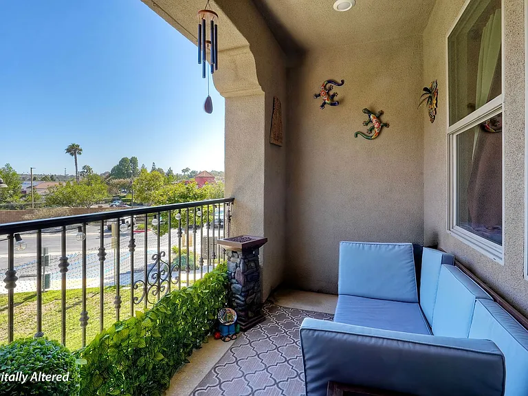1576 Castillo Way — Photo 32