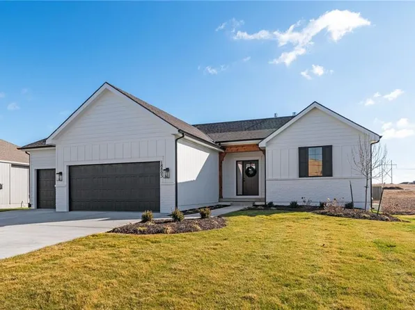 16848 S Norton St, Olathe, KS 66062