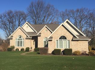 4340 Oak Tree Trl, Fenton, MI 48430