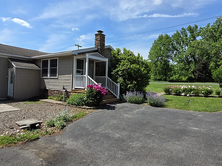 19 Locke Rd — Photo 18