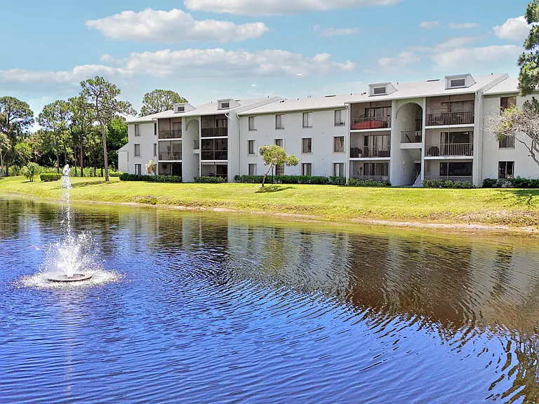 3630 Alder Dr #E2 — Photo 38