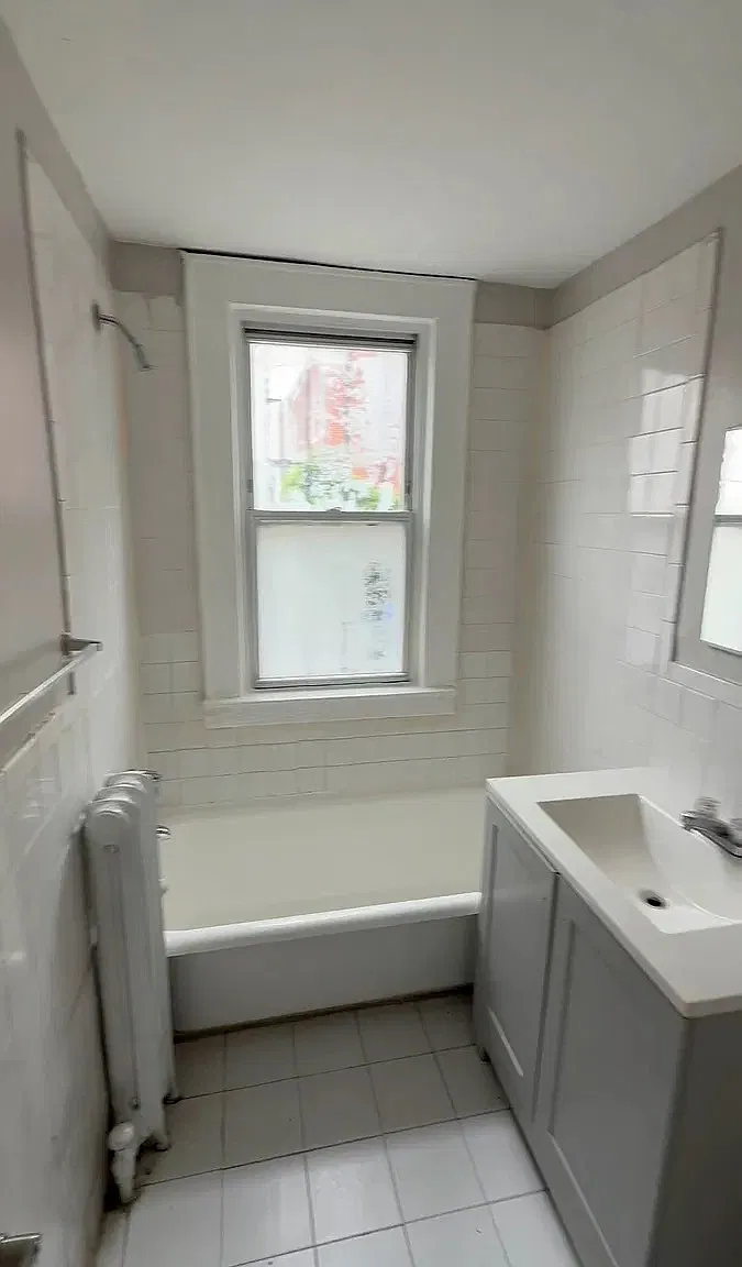 Studio, 400 sqft, $950 — Photo 4