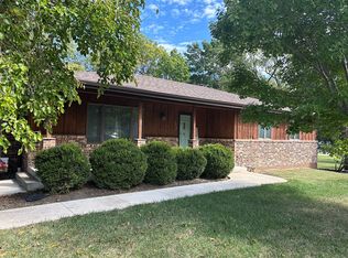 124 Locust St, Nortonville, KS 66060