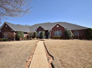 108 N Lillard Ln, Sallisaw, OK 74955