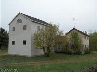 2113 142nd Ave, Dorr, MI 49323