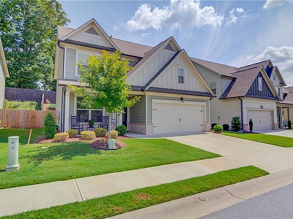 2nd image of 6011 Lily Pad Drive
