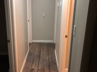 9615 E 33rd St S, Independence, MO 64052