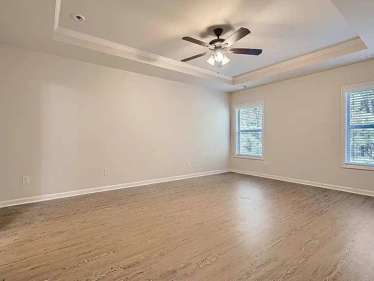 204 Madison Ave — Photo 5