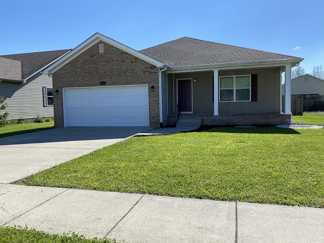 1st image of 321 Oxford Cir