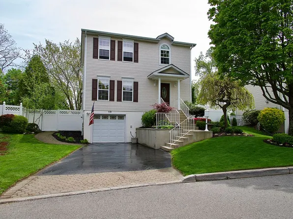 59 Greenvale Cir, White Plains, NY 10607