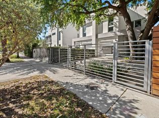 3377 Day Ave, Miami, FL 33133