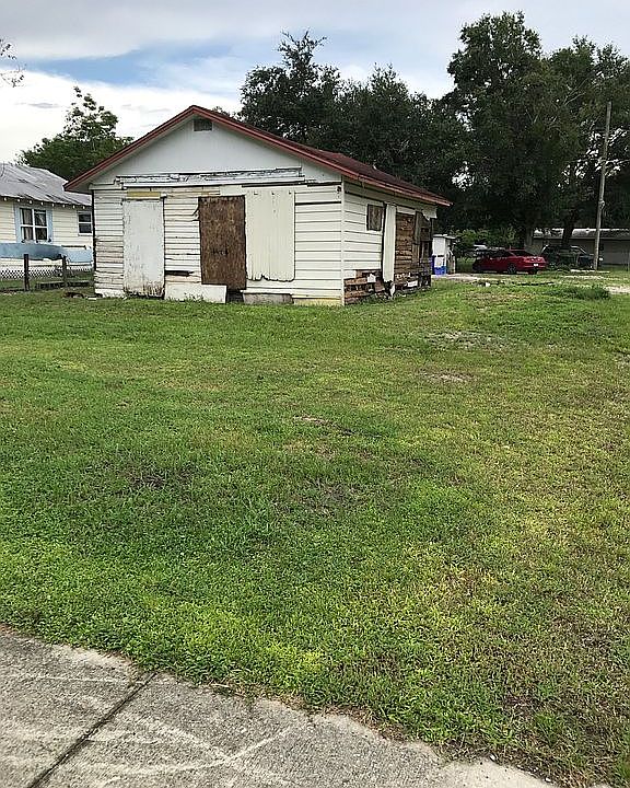1st image of 809 Pamela Ave