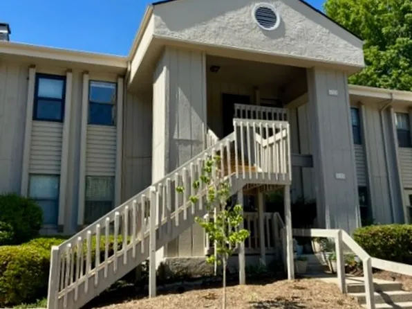 804 Abbey Cir, Asheville, NC